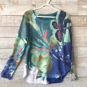 Lightweight floral print hi-low sweater